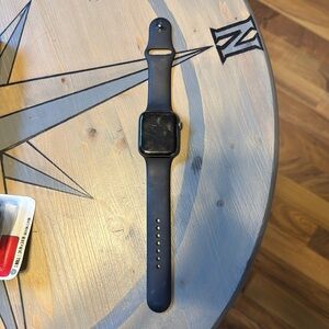 Apple Watch Series 4 - 44mm